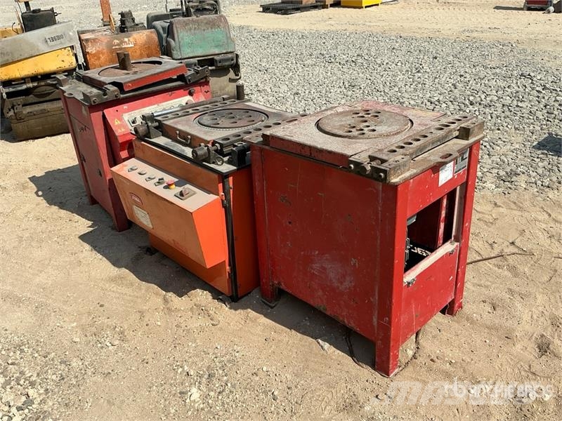 Quantity of (3) Electric Bar Bender مكونات أخرى