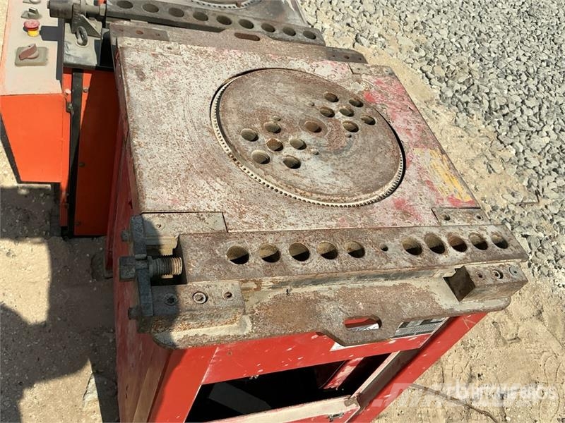 Quantity of (3) Electric Bar Bender مكونات أخرى