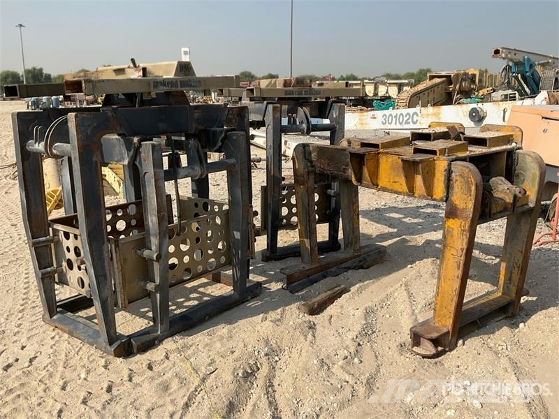 Quantity of (3) Hydraulic Block Clamp Daru tertozékok és felszerelések