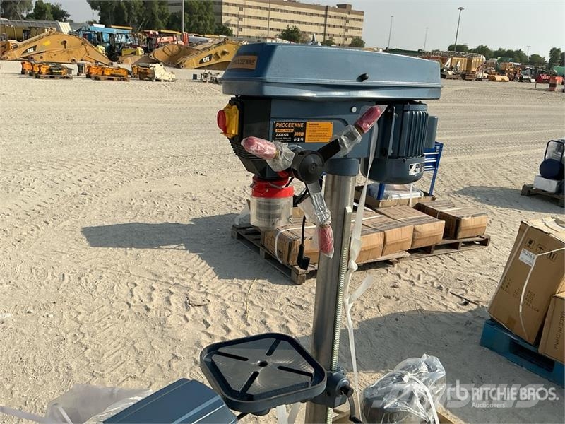  Quantity of (3) Phoceenne Electric Drills Radial A مكونات أخرى