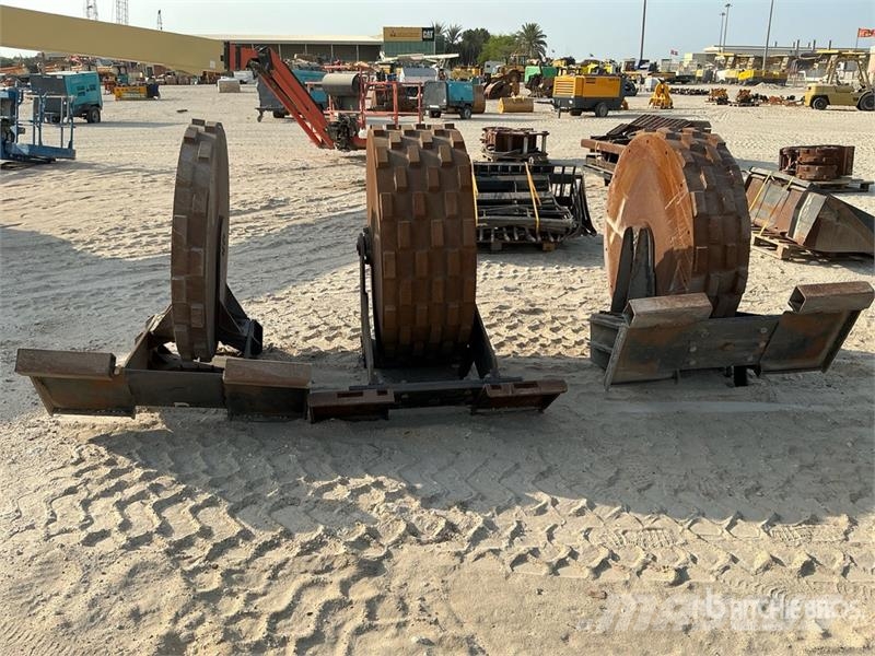 Quantity of (3) Skid Steer Compaction Wheel Construction - Autres