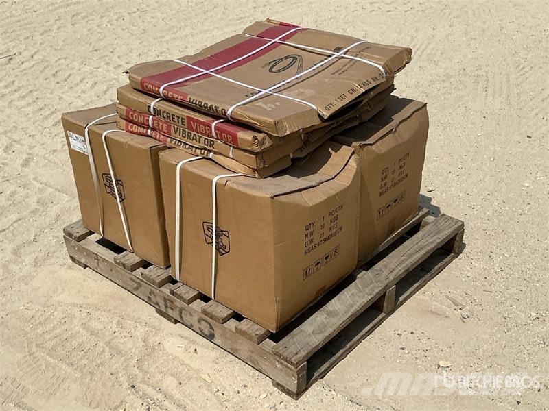  Quantity of (4) Concrete Vibrator (Unused) دكاكات أفقية
