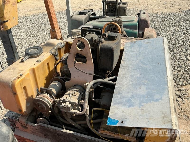 Quantity of (4) Walk Behind Roller Інші дорожні катки