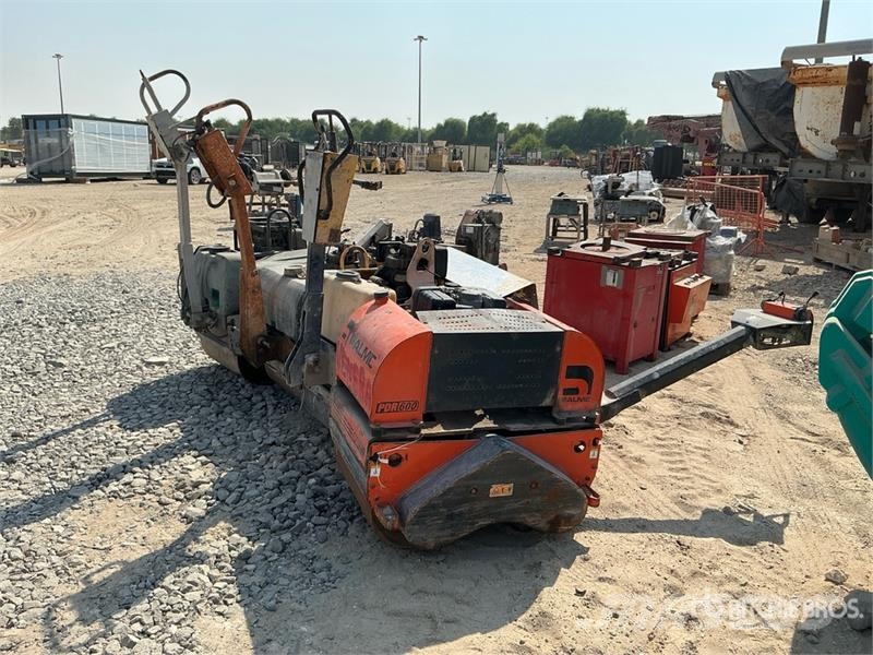 Quantity of (4) Walk Behind Roller Інші дорожні катки