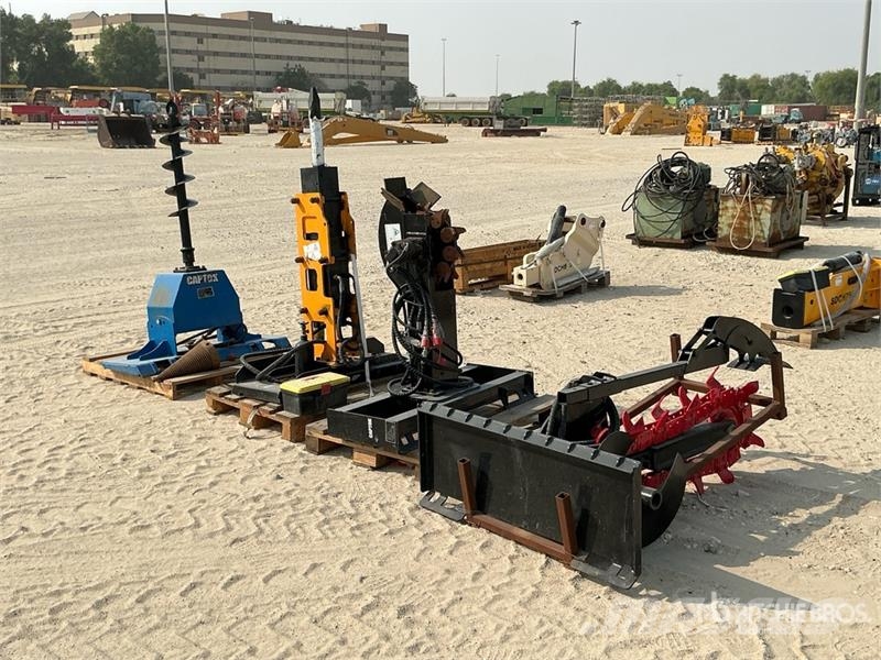  Quantity of (5) Attachments of Mini Skid Steer Loa Drugi deli