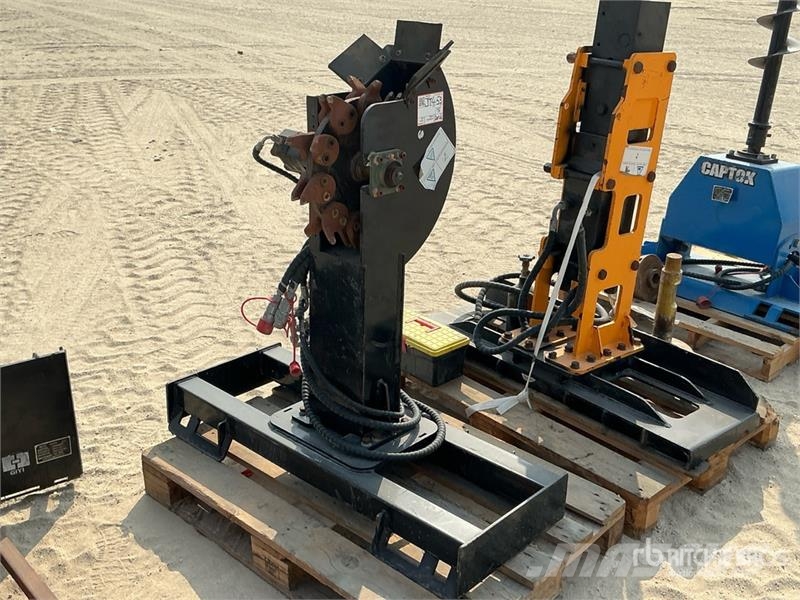  Quantity of (5) Attachments of Mini Skid Steer Loa Drugi deli