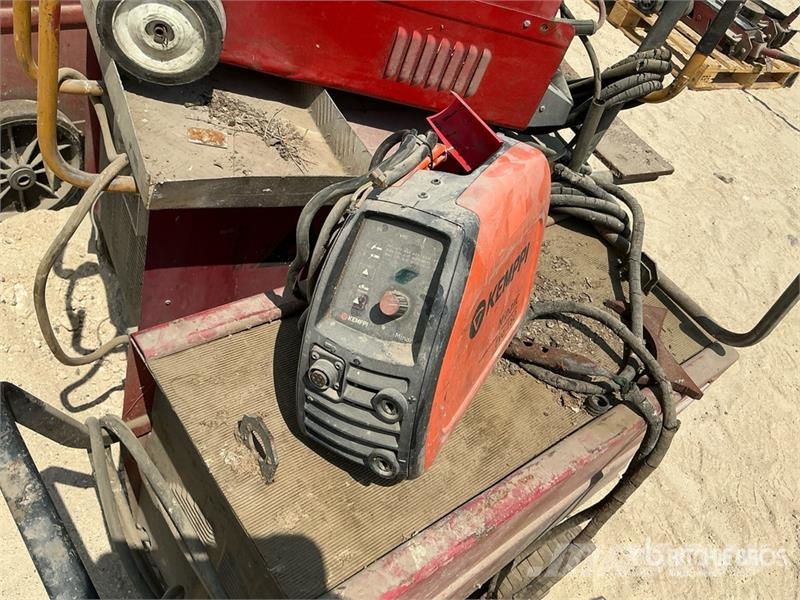 Quantity of (5) Electric Welder Μηχανές συγκόλλησης