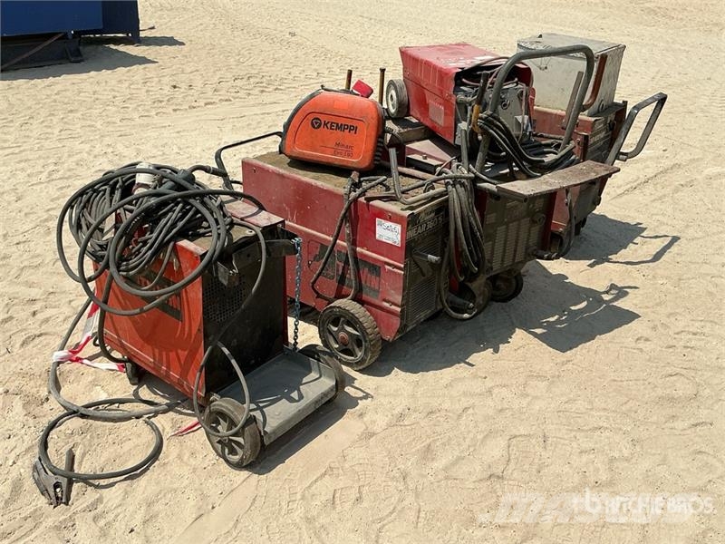 Quantity of (5) Electric Welder Μηχανές συγκόλλησης