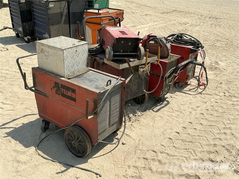 Quantity of (5) Electric Welder Μηχανές συγκόλλησης