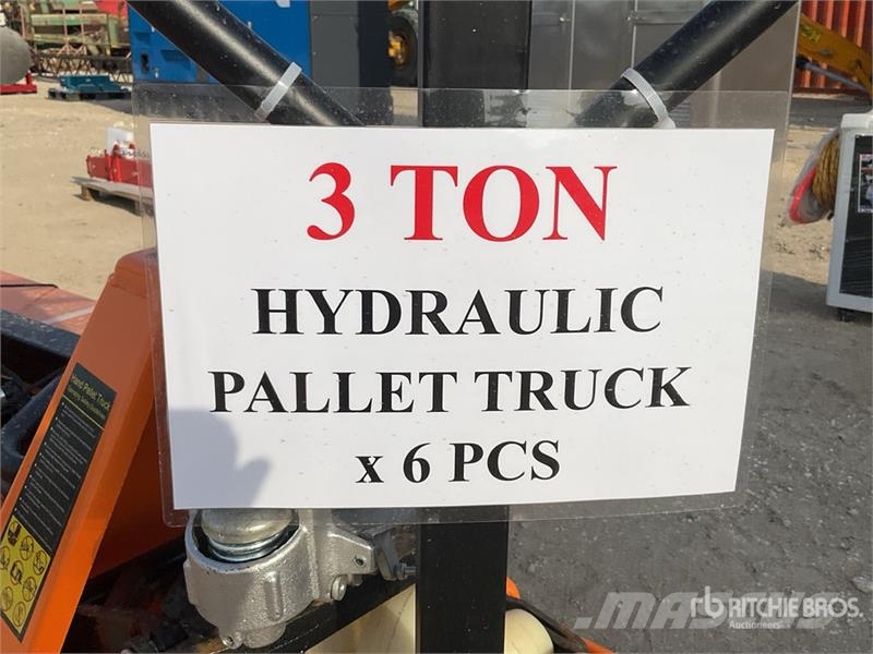 Quantity of (6) 3.0TON Hydraulic Pallet Jack (Unu شاحنة يدوية بمنصة نقالة