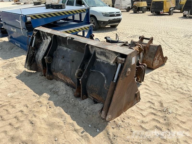 Quantity of (6) Hydraulic Breaker w/ Backhoe Loade Bakken