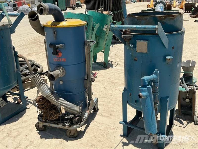  Quantity of (6) Vacuum Machine & Sand Blasting Pot مكونات أخرى