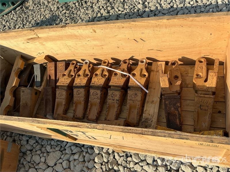  Quantity of (7) Boxes of Spare Parts مكونات أخرى