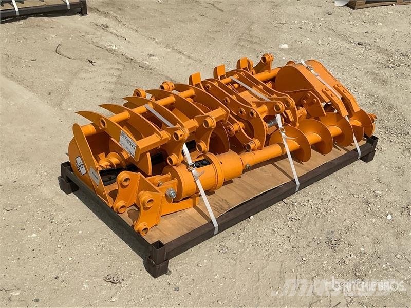  Quantity of (8) GIYI Mini Excavator Attachments -  Drugi deli