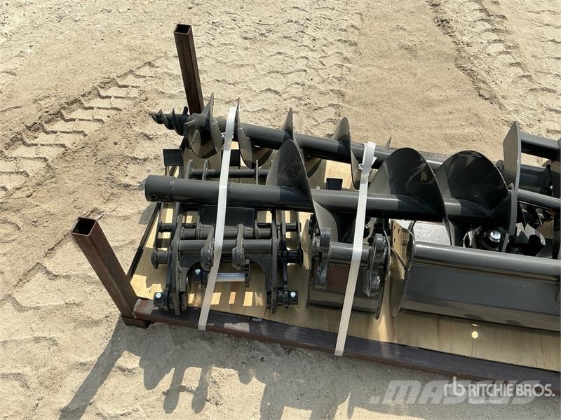  Quantity of (8) GIYI Mini Excavator Attachments (U Drugi deli