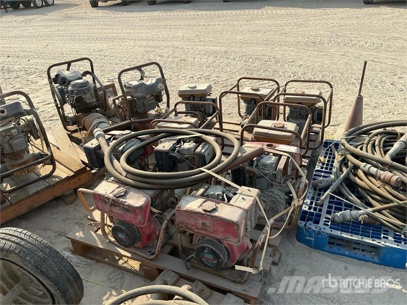 Quantity of Concrete Mixer w/ Concrete Vibrator Placas compactadoras