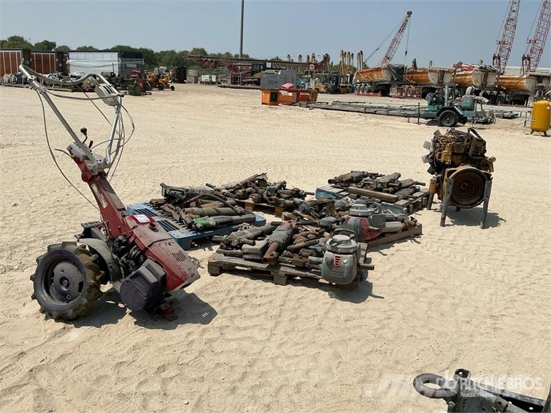  Quantity of Jack Hummers, Engine & Lawn Mower Самоходные газонокосилки