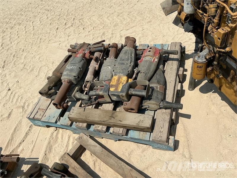  Quantity of Jack Hummers, Engine & Lawn Mower Самоходные газонокосилки
