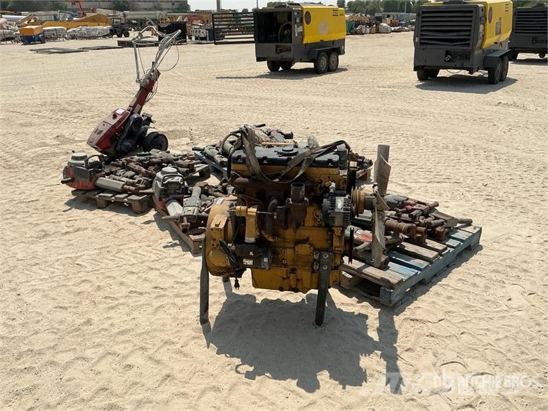  Quantity of Jack Hummers, Engine & Lawn Mower Самоходные газонокосилки