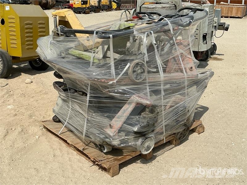  Quantity of Pallet Jack شاحنة يدوية بمنصة نقالة