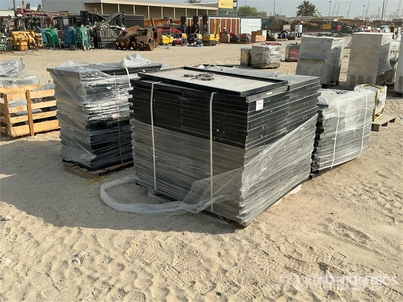  Quantity of Solar Panels معدات البناء - غير ذلك