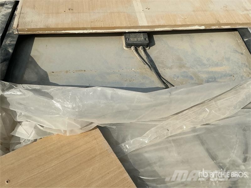  Quantity of Solar Panels معدات البناء - غير ذلك