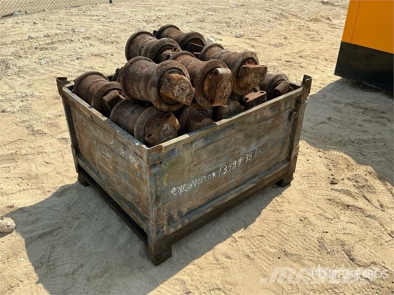 Quantity of Track Rollers - Fits Cat 349 مكونات أخرى