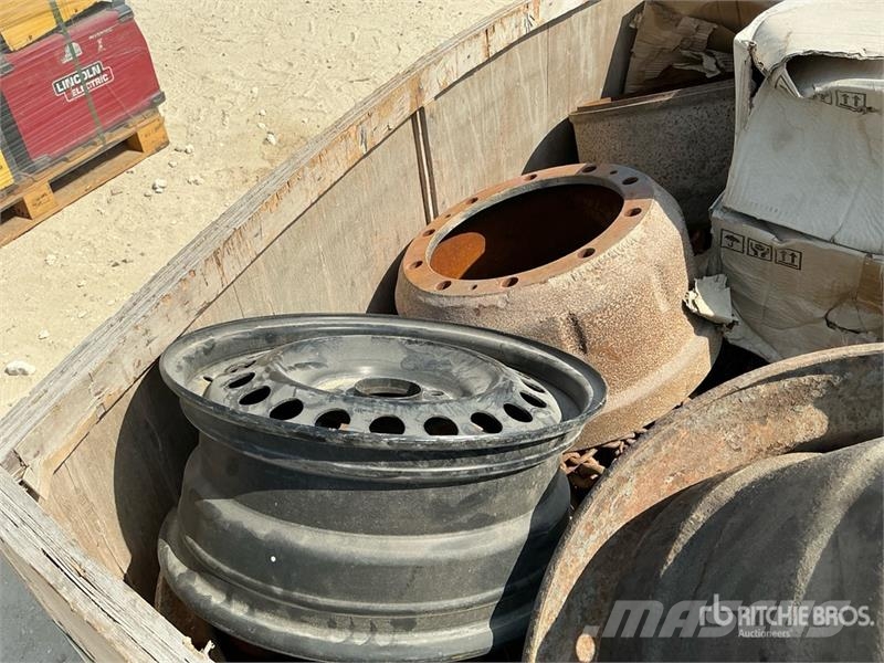 Quantity of Wheel Rims w/ Chain Blocks Oprema i dijelovi za kranove