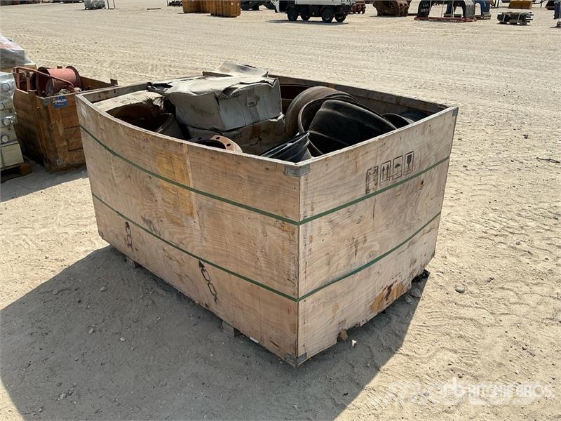 Quantity of Wheel Rims w/ Chain Blocks Oprema i dijelovi za kranove