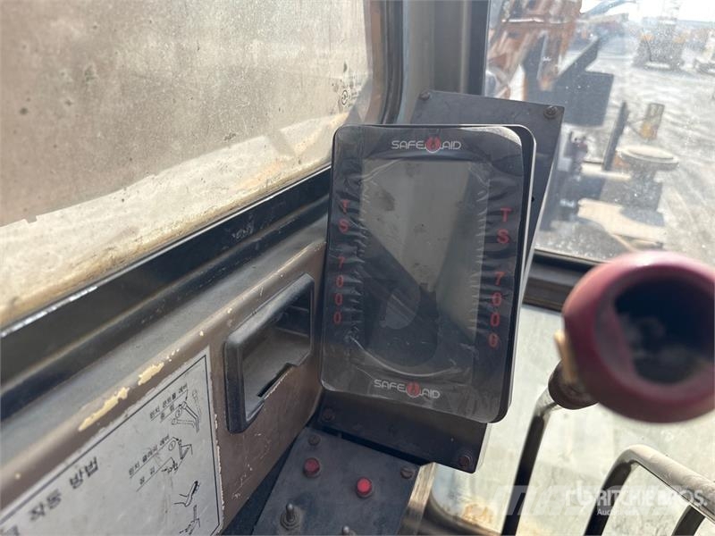 Samsung SC50H-2 50 t 8x4 Hydraulic Truck Crane رافعات مجنزرة