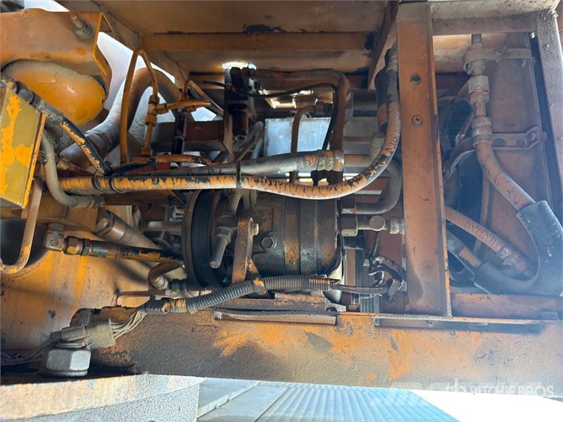 Samsung SC50H-2 8x4 Hydraulic Truck Crane رافعات مجنزرة