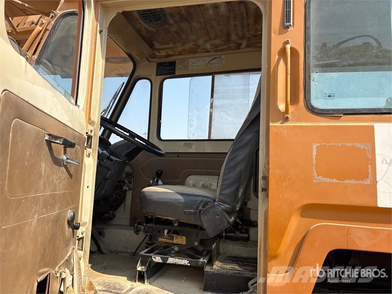Samsung SC50H-2 8x4 Hydraulic Truck Crane رافعات مجنزرة
