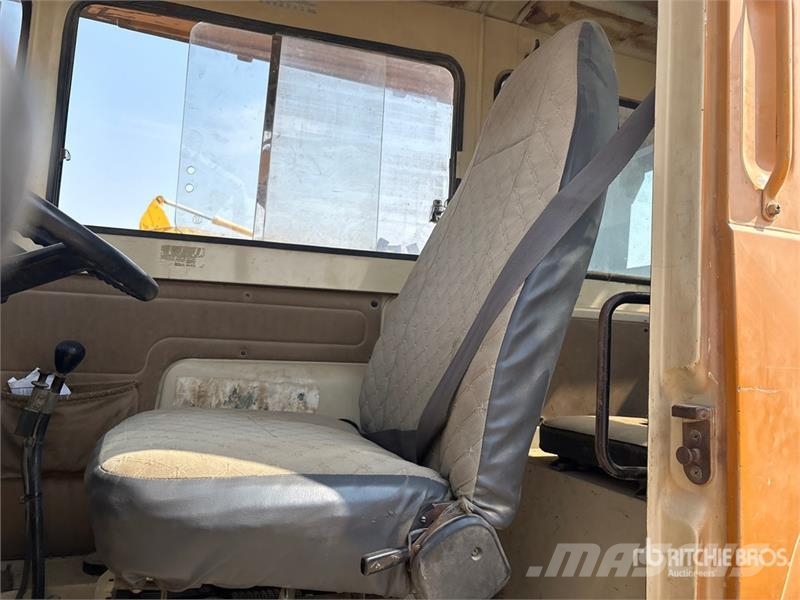 Samsung SC50H-2 8x4 Hydraulic Truck Crane رافعات مجنزرة