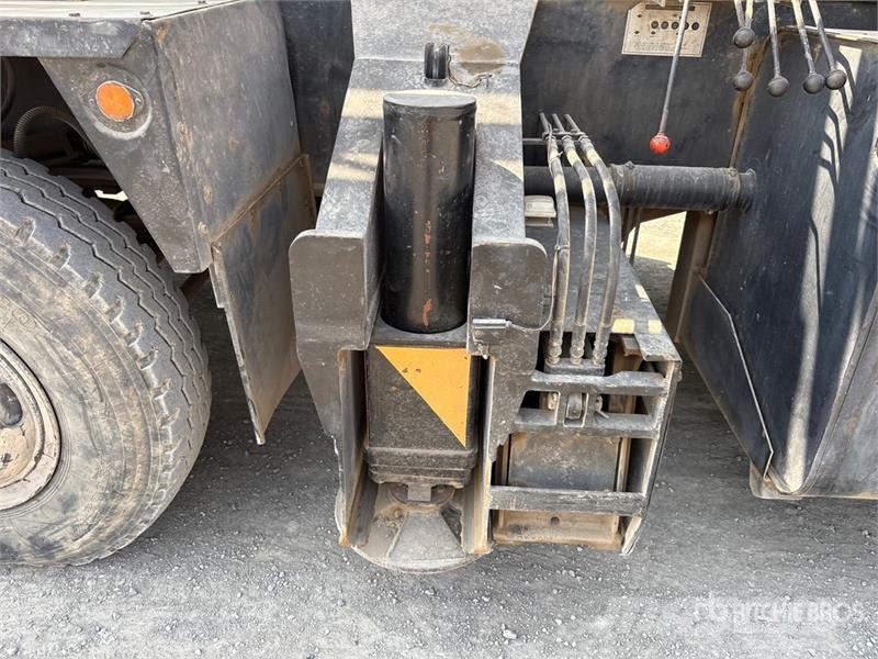 Samsung SC50H-2 8x4 Hydraulic Truck Crane رافعات مجنزرة