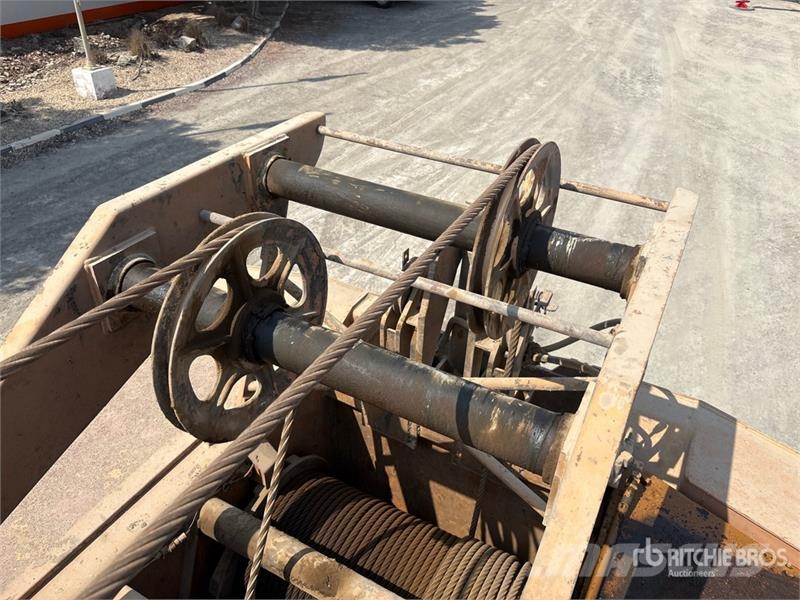 Samsung SC50H-2 8x4 Hydraulic Truck Crane رافعات مجنزرة