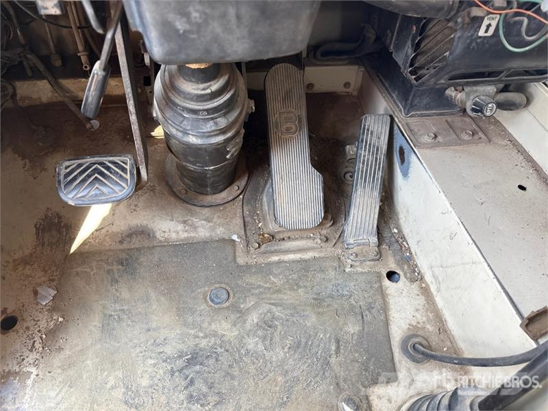 Samsung SC50H-2 8x4 Hydraulic Truck Crane رافعات مجنزرة