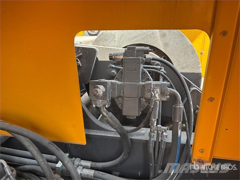 Sany SC550E 55 ton Lattice-Boom Crawler Crane Dvigala na gosenicah