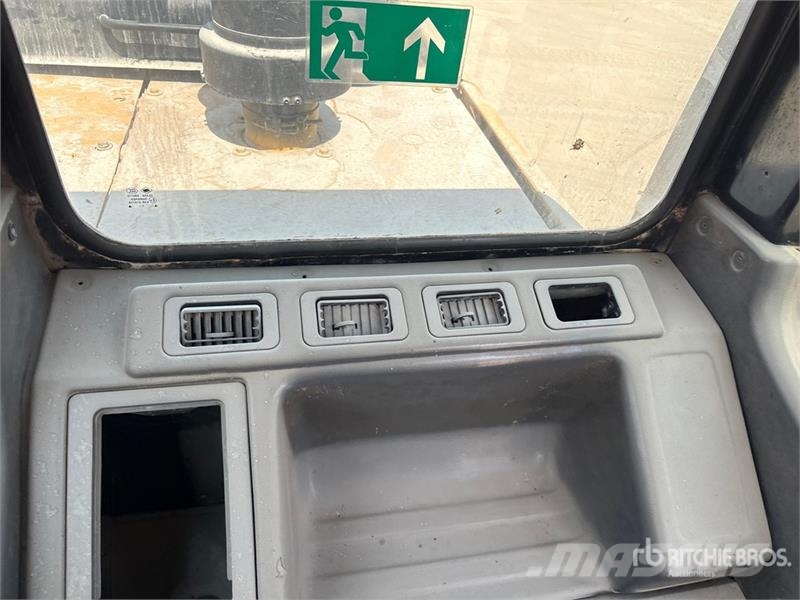 Sany SY350C Tracked Excavator حفارات زحافة