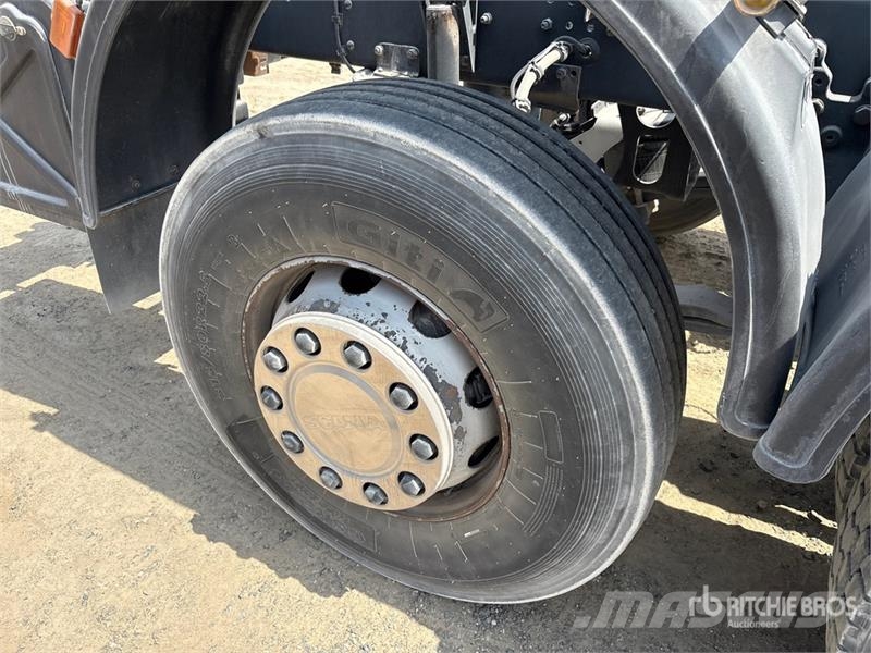 Scania R440 6x2 Container Truck شاحنات أخرى