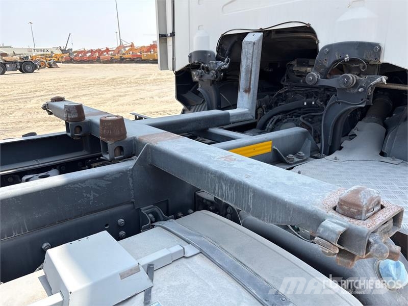 Scania R440 6x2 Container Truck شاحنات أخرى