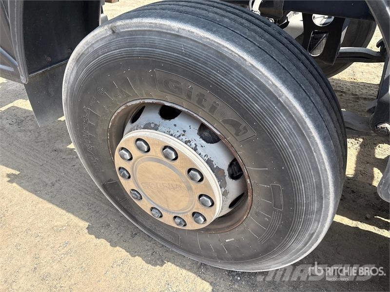 Scania R440 6x2 Container Truck شاحنات أخرى