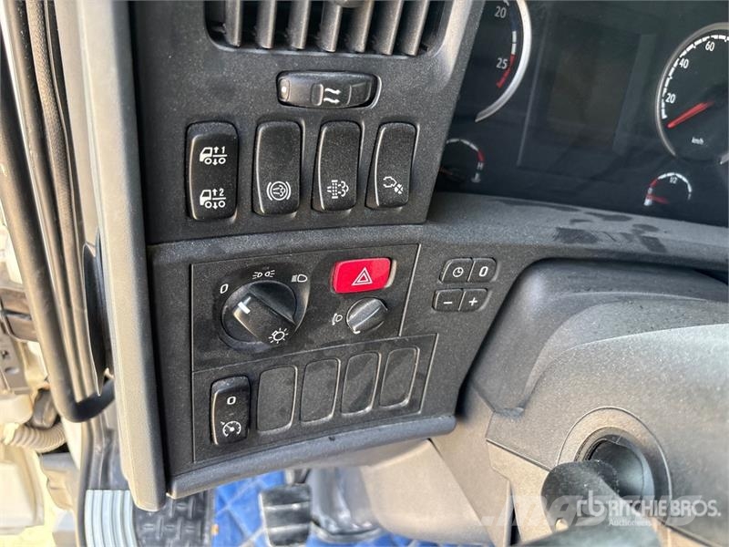 Scania R440 6x2 Container Truck شاحنات أخرى