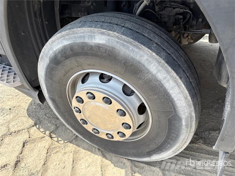 Scania R440 6x2 Container Truck شاحنات أخرى