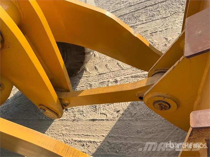 SDLG L968F Wheel Loader Chargeuse sur pneus