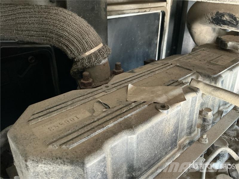 Sdmo R22 22 kVA Skid-Mounted Generator Set (Inoperable) Diesel Generatorer