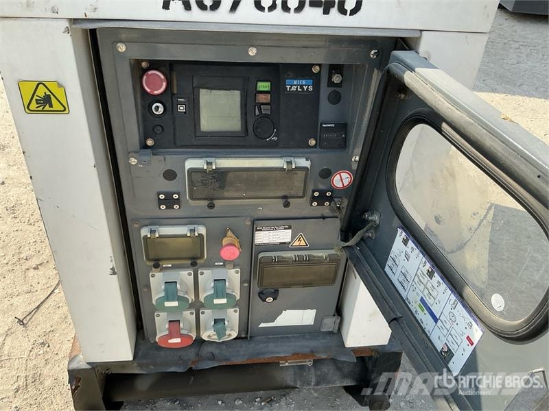 Sdmo R22 22 kVA Skid-Mounted Generator Set (Inoperable) Diesel Generatorer