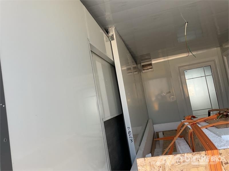  SELA ECH002 5.8 m x 2.2 m Expandable Container Hou مقطورات أخرى