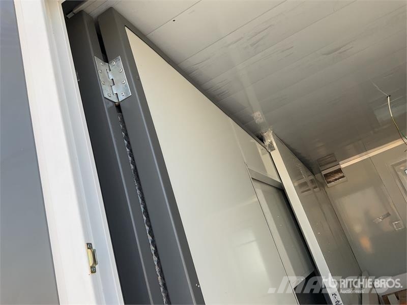  SELA ECH002 5.8 m x 2.2 m Expandable Container Hou مقطورات أخرى