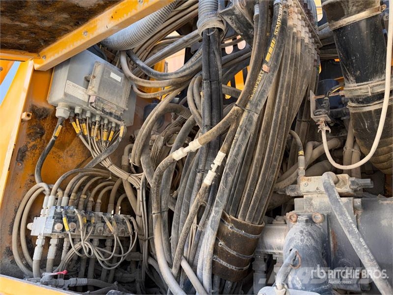 Sennebogen 630 30 ton 4x4x4 Rough Terrain Crane Raske maastiku tõstukid