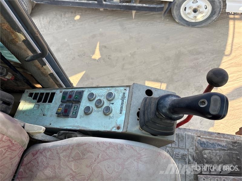 Sennebogen 630 35 ton 4x4x4 Rough Terrain Crane Guindastes para terrenos acidentados